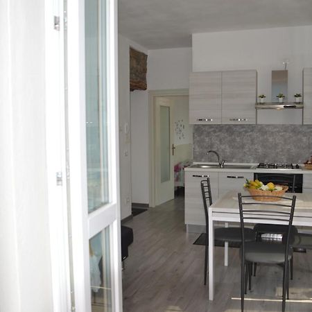 Lescen White Residence - Lake View Lezzeno Buitenkant foto