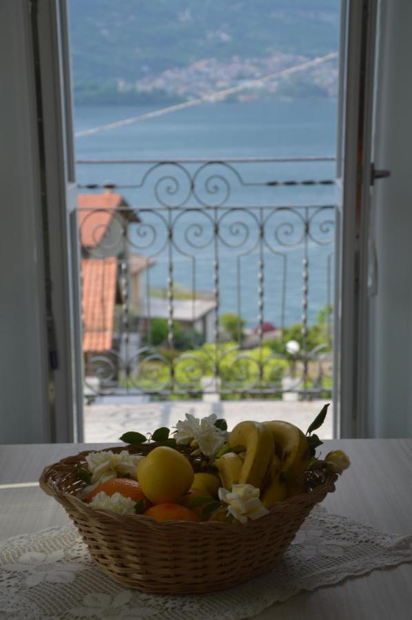 Lescen White Residence - Lake View Lezzeno Buitenkant foto