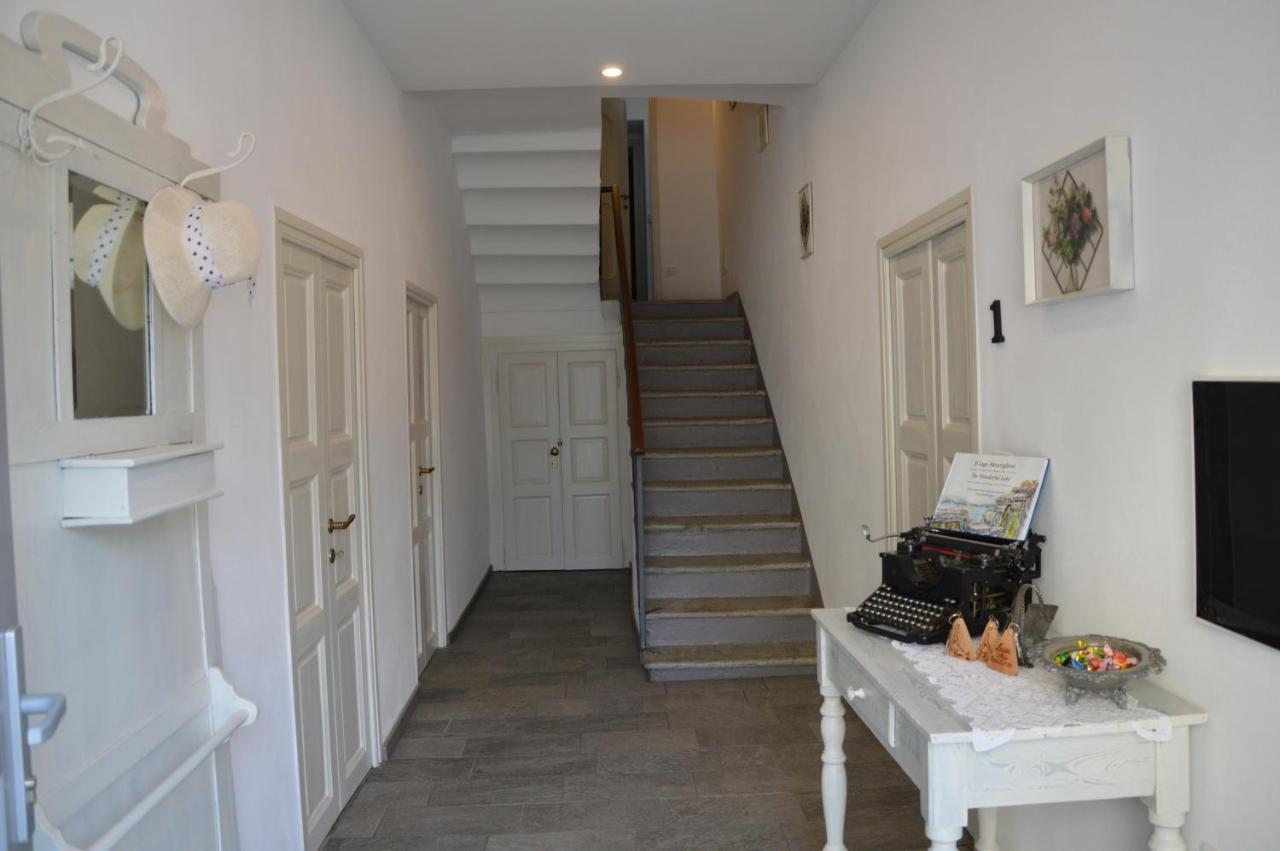 Lescen White Residence - Lake View Lezzeno Buitenkant foto