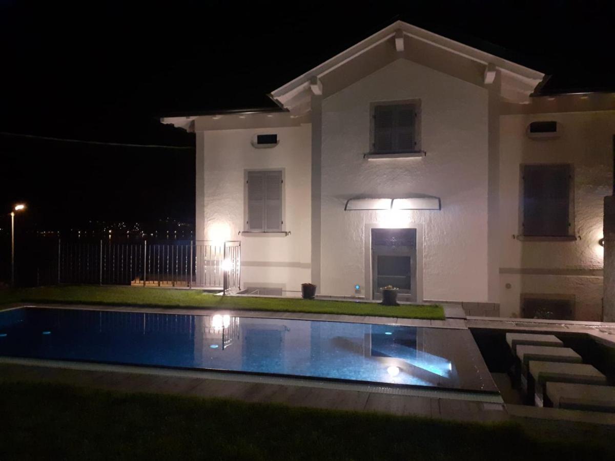 Lescen White Residence - Lake View Lezzeno Buitenkant foto